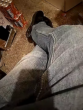 A man in public online show from 10/12/25, 12:26