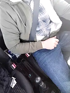 A man in public online show from 01/08/26, 07:54