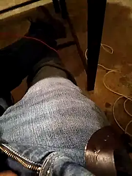 A man in public online show from 02/24/26, 07:45