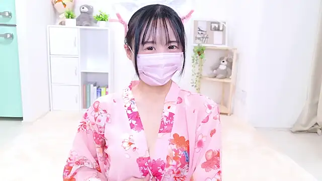 Snapshot of chihiro_ri chatting on 12/31/24, 05:40 chihiro ri online show from 12/31/24, 05:40