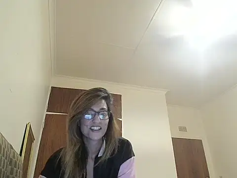 karmicQueen669 online show from 04/29/26, 12:05
