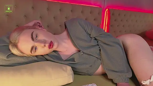 DanielPaige  online show from 02/09/25, 07:19