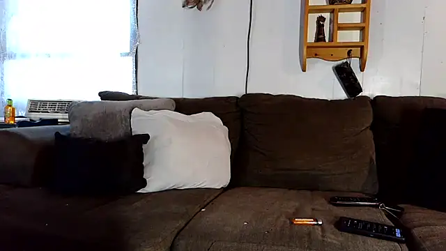 Genevieve143 online show from 11/18/25, 10:25