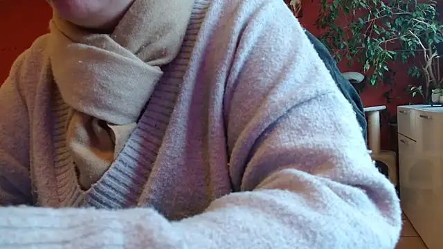 cruellaculdenfer67 online show from 02/10/26, 02:21