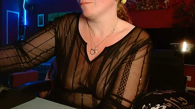 cruellaculdenfer67 online show from 04/21/26, 08:44