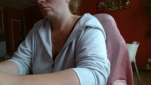 Snapshot of cruellaculdenfer67 chatting on 07/20/26, 08:06 cruellaculdenfer67 online show from 07/20/26, 08:06