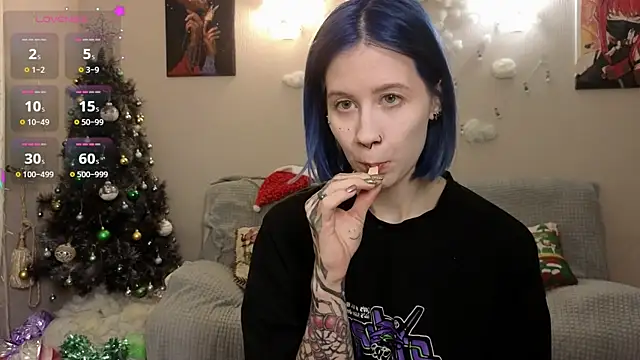 Snapshot of christy_memeow chatting on 12/21/24, 05:40 christy memeow online show from 12/21/24, 05:40