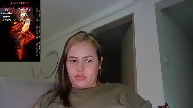 Snapshot of saramartinez1000 chatting on 12/15/24, 10:26 saramartinez1000 online show from 12/15/24, 10:26