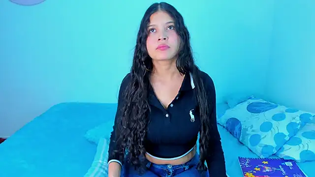 Snapshot of channel_420 chatting on 10/21/25, 01:06 channel 420 online show from 10/21/25, 01:06