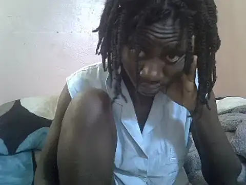 Petite rider online show from 03/17/25, 12:35