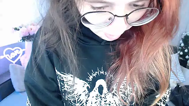 Mini Diva online show from 03/13/26, 09:27