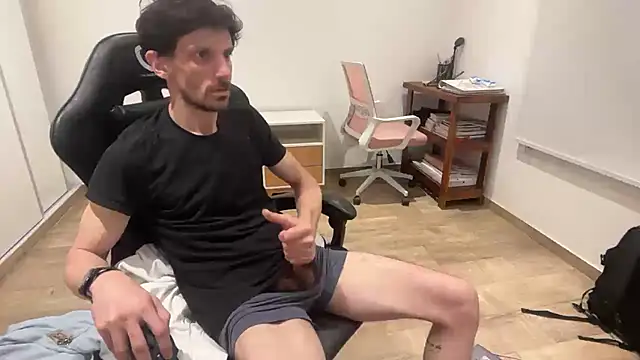 nicolaaaaas online show from 10/06/25, 09:07