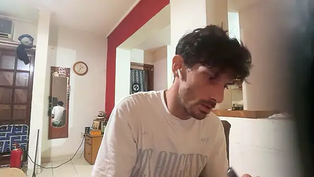 nicolaaaaas online show from 01/19/26, 05:44