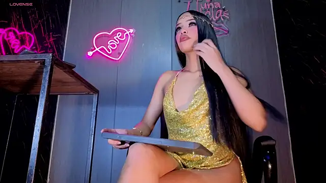 Snapshot of amgeline chatting on 06/19/26, 12:15 amgeline online show from 06/19/26, 12:15