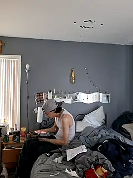 Snapshot of gifted723 chatting on 09/15/25, 02:39 gifted723 online show from 09/15/25, 02:39