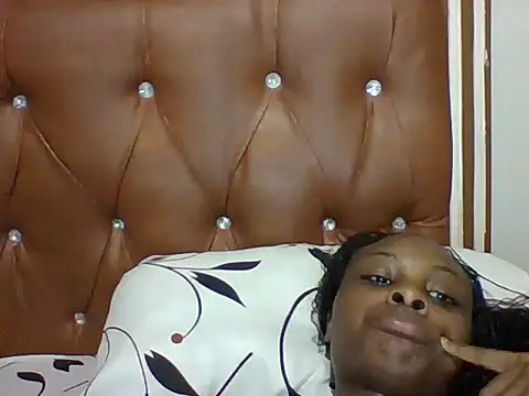 Snapshot of Toxique_ chatting on 02/27/25, 06:07 Toxique online show from 02/27/25, 06:07