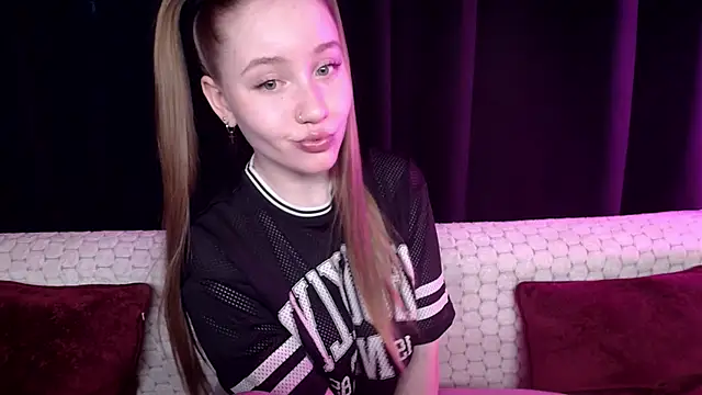 SindiWatsoon online show from 03/21/25, 01:45