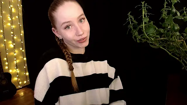 SindiWatsoon online show from 10/14/25, 11:22