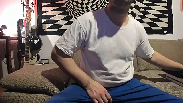Snapshot of soulfuck92 chatting on 12/17/24, 03:06 soulfuck92 online show from 12/17/24, 03:06