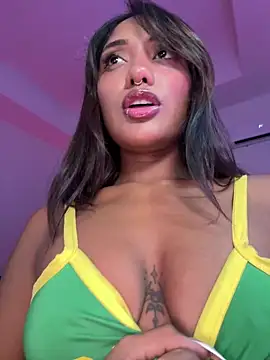 Snapshot of VictoireFeller chatting on 02/09/26, 03:32 VictoireFeller online show from 02/09/26, 03:32