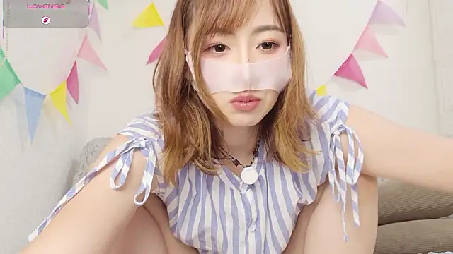 Snapshot of A33-asami chatting on 06/20/26, 01:30 A33-asami online show from 06/20/26, 01:30