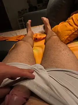 Snapshot of onbifeet chatting on 07/11/26, 09:49 onbifeet online show from 07/11/26, 09:49