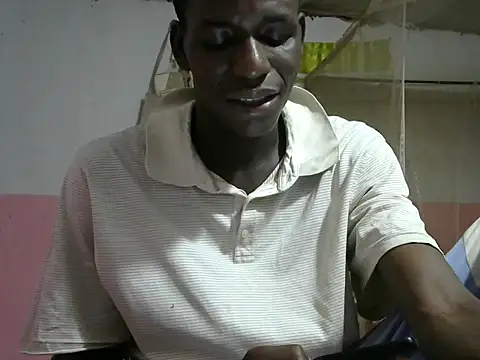 Bigras0011 online show from 09/29/25, 02:55