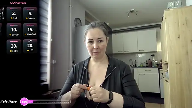 MilfGina online show from 10/07/25, 07:49