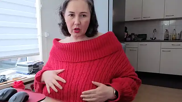 MilfGina online show from 02/16/26, 12:23