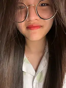 Krixxi22 online show from 11/15/25, 07:32