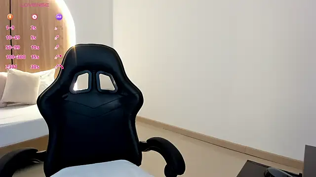 zoe danae  online show from 03/14/26, 12:32