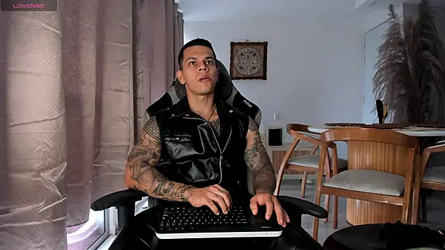 Aron Dark online show from 04/16/26, 09:39