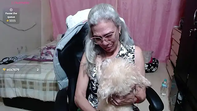 Snapshot of Giorgia_xue53 chatting on 01/07/26, 03:42 Giorgia xue53 online show from 01/07/26, 03:42