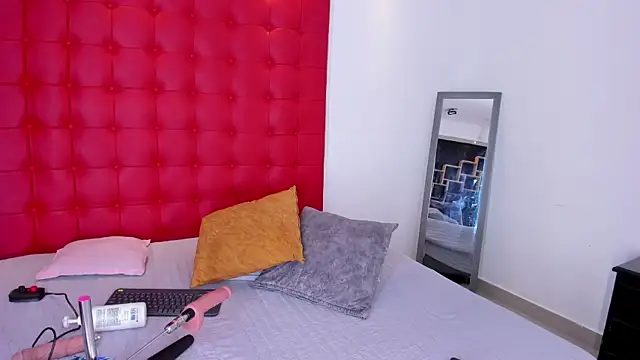 Daliana Beck online show from 10/24/25, 08:49