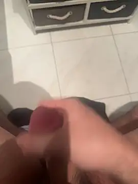 Snapshot of Deralboaus01 chatting on 02/12/26, 10:27 Deralboaus01 online show from 02/12/26, 10:27