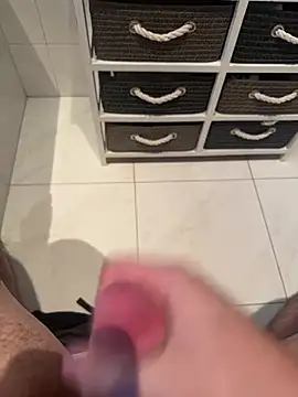 Snapshot of Deralboaus01 chatting on 03/31/26, 01:22 Deralboaus01 online show from 03/31/26, 01:22