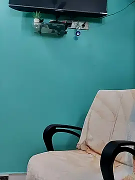 Snapshot of Natasha-143 chatting on 01/25/25, 07:28 Natasha-143 online show from 01/25/25, 07:28