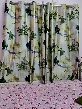 Natasha-143 online show from 11/18/25, 07:18