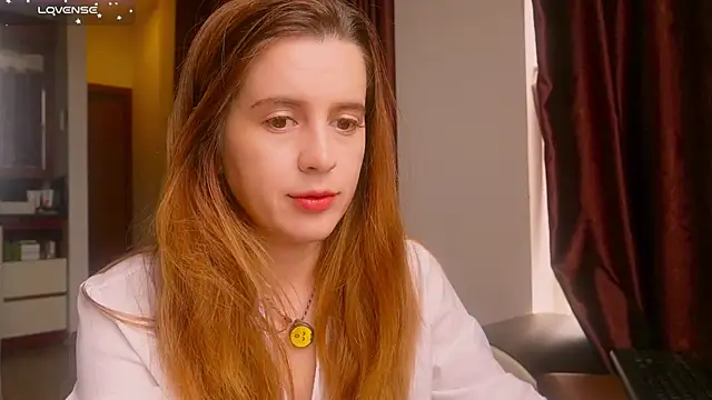 Snapshot of Lisa_sweetheels chatting on 09/26/25, 02:48 Lisa sweetheels online show from 09/26/25, 02:48