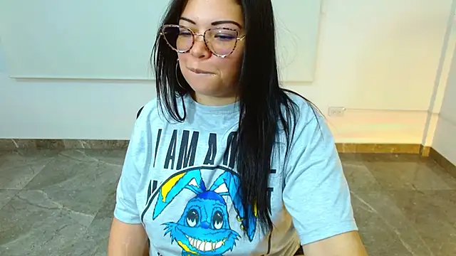 martinna tay online show from 03/17/25, 06:18