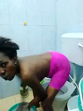 LOVELY-2BERRY online show from 04/13/26, 10:54