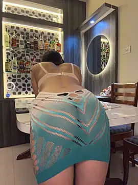 Snapshot of MAGIC_MATES chatting on 10/24/25, 12:45 MAGIC MATES online show from 10/24/25, 12:45