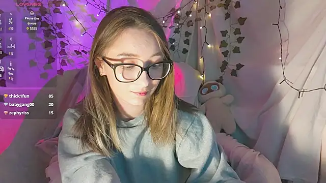 monlight  dana online show from 12/03/24, 04:50