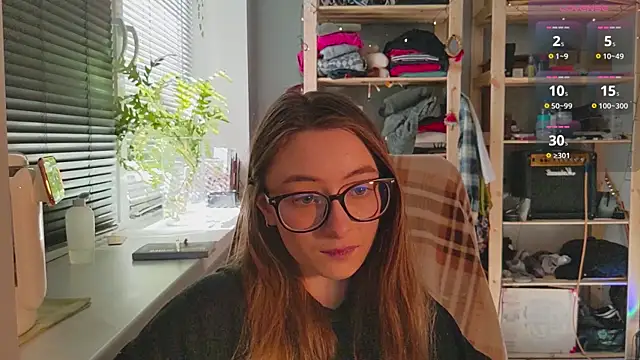 monlight  dana online show from 03/21/25, 11:44