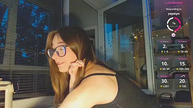 monlight  dana online show from 09/08/25, 05:45