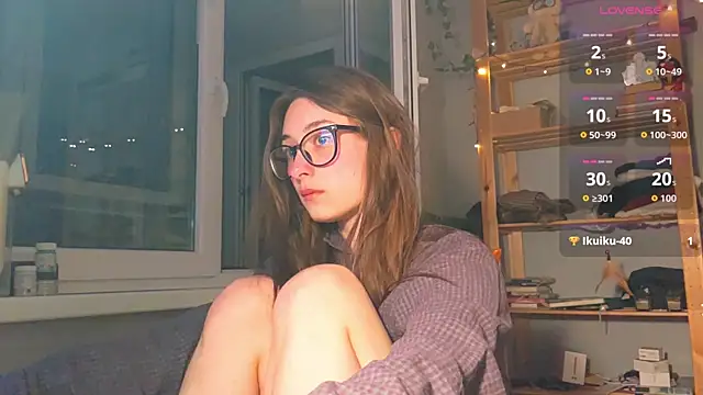 monlight  dana online show from 04/24/26, 07:16