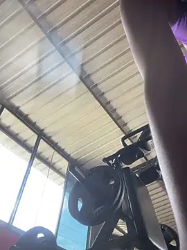 Berry Bans online show from 12/17/25, 05:41