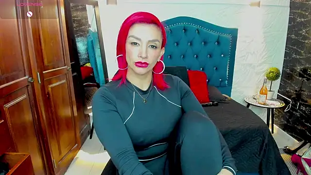 RedQueenMilf online show from 10/17/25, 11:18