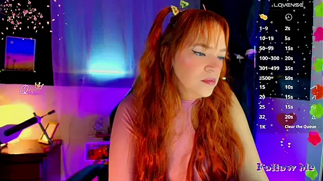 Snapshot of mariana_scott__ chatting on 06/04/26, 02:17 mariana scott online show from 06/04/26, 02:17