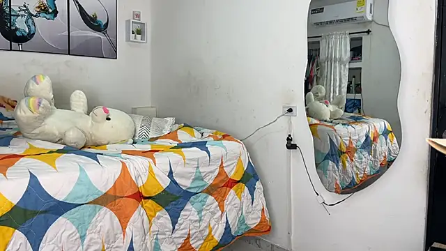 wendy alejo1712 online show from 09/11/25, 12:11